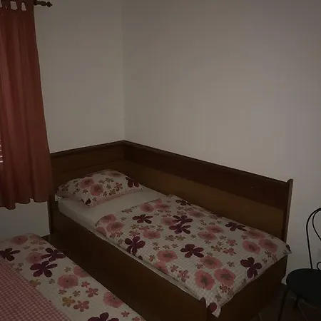 Juran Apartment *